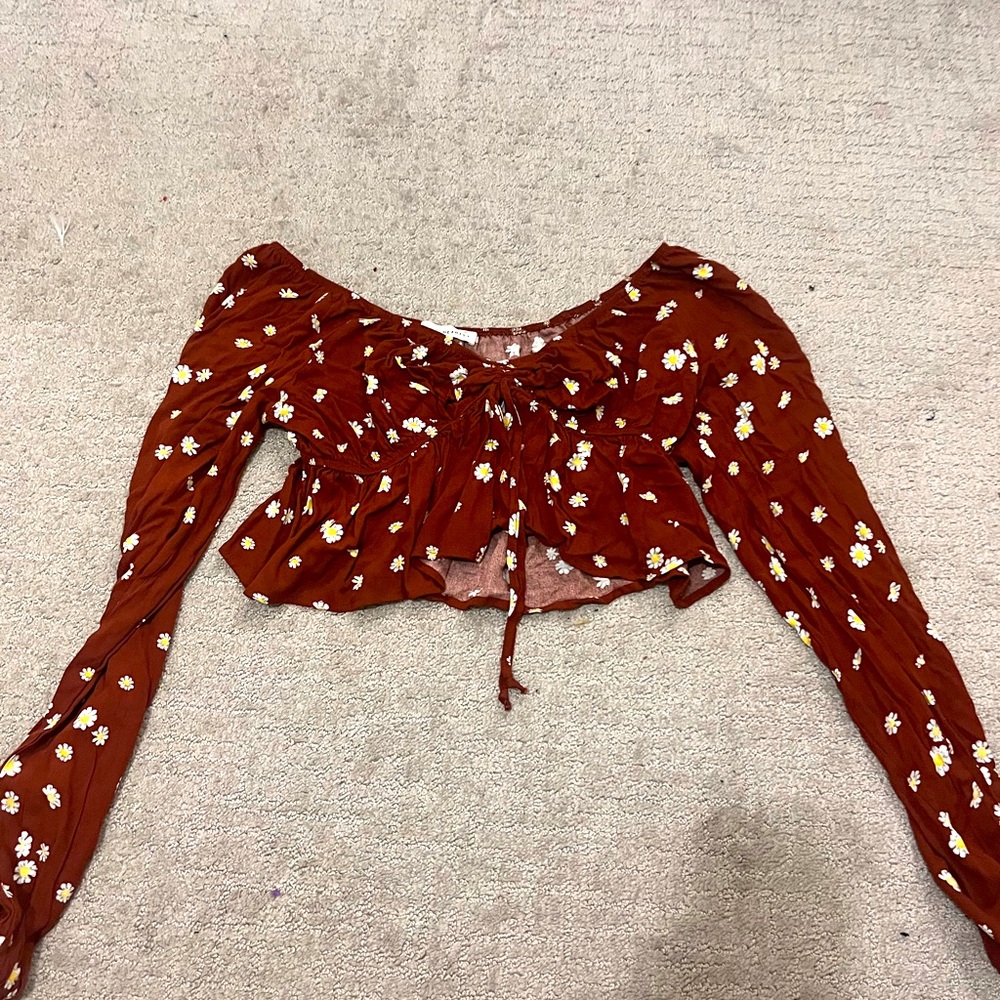 flowey long sleeve floral cropped blouse from pacsun